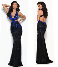 Load image into Gallery viewer, Jasz Couture 7010
