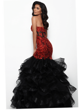 Load image into Gallery viewer, Jasz Couture 7025
