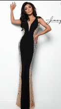Load image into Gallery viewer, Jasz Couture 7078
