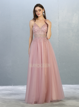 Load image into Gallery viewer, May Queen RQ7841
