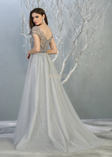 Load image into Gallery viewer, May Queen RQ7833
