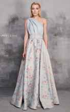 Load image into Gallery viewer, MNM Couture N0164
