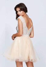 Load image into Gallery viewer, Juliet vol33 824
