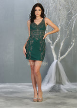 Load image into Gallery viewer, May Queen MQ 1828
