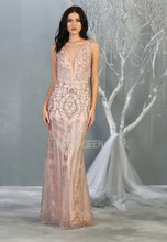 Load image into Gallery viewer, May Queen RQ 7840
