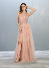 Load image into Gallery viewer, May Queen RQ7809
