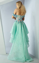 Load image into Gallery viewer, MNM Couture G0874
