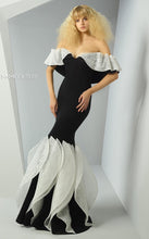 Load image into Gallery viewer, MNM Couture G0880
